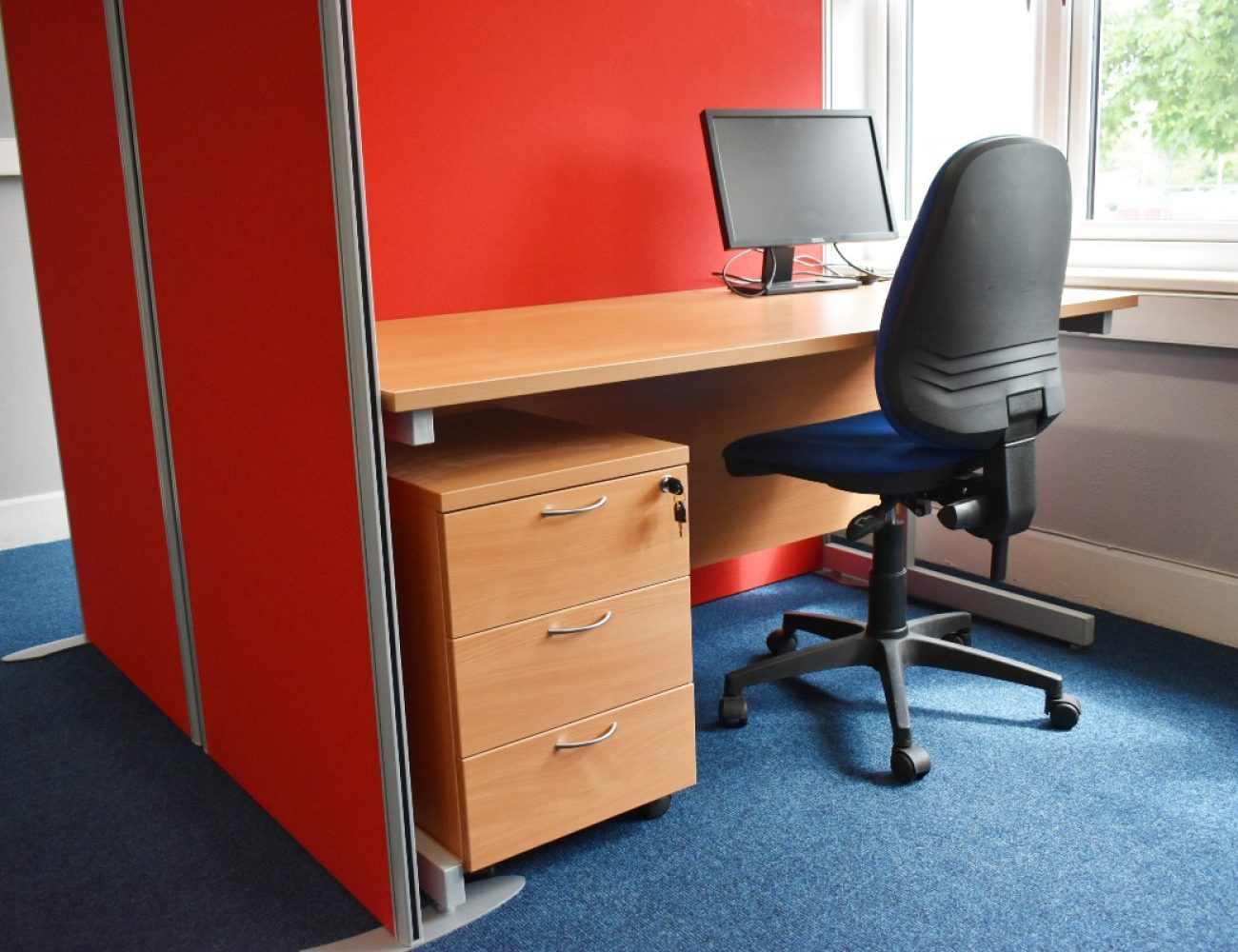 A hot desk in an office